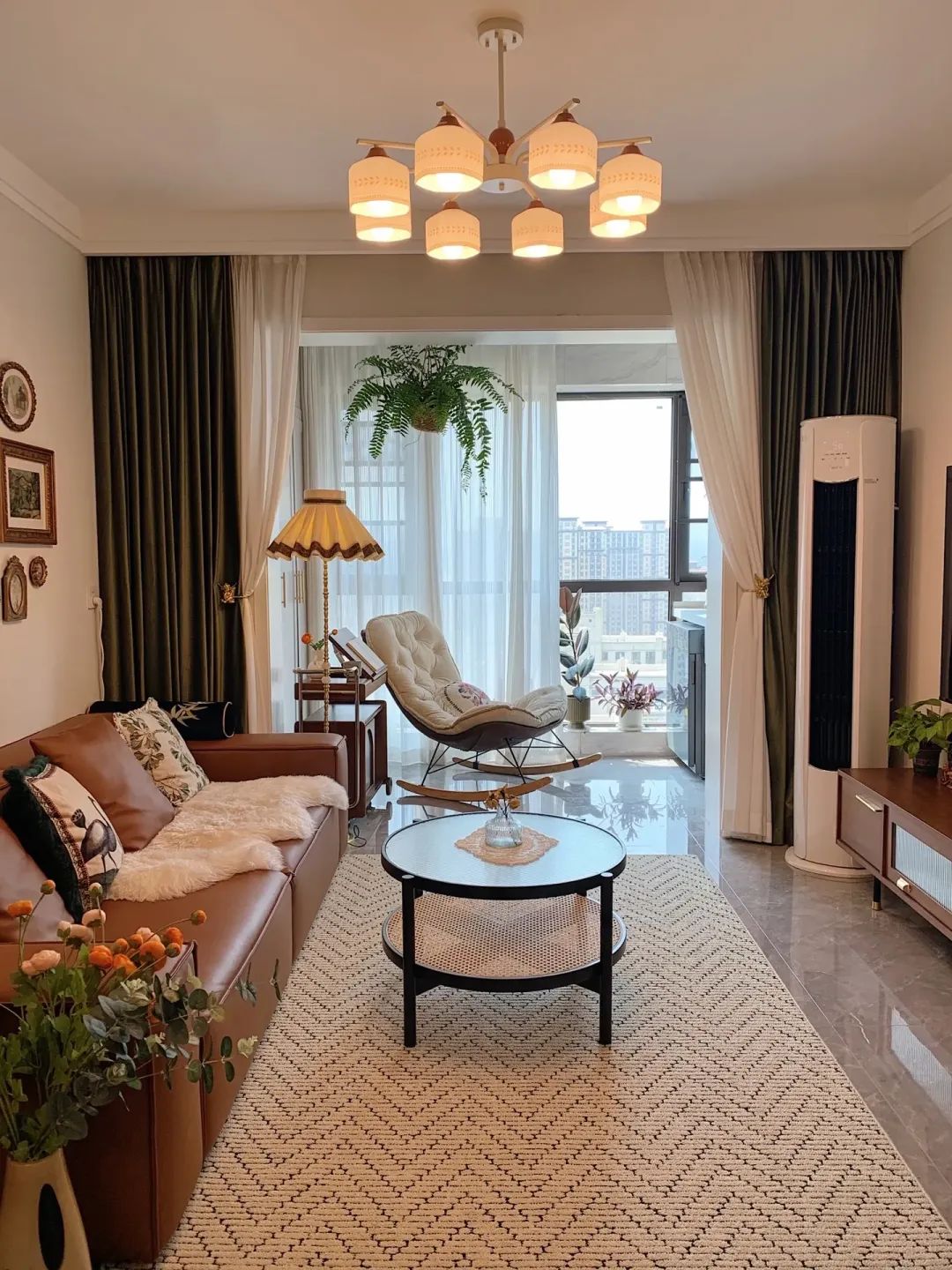 套内65平的轻复古风小家，房子不用太大，住着舒服就好。