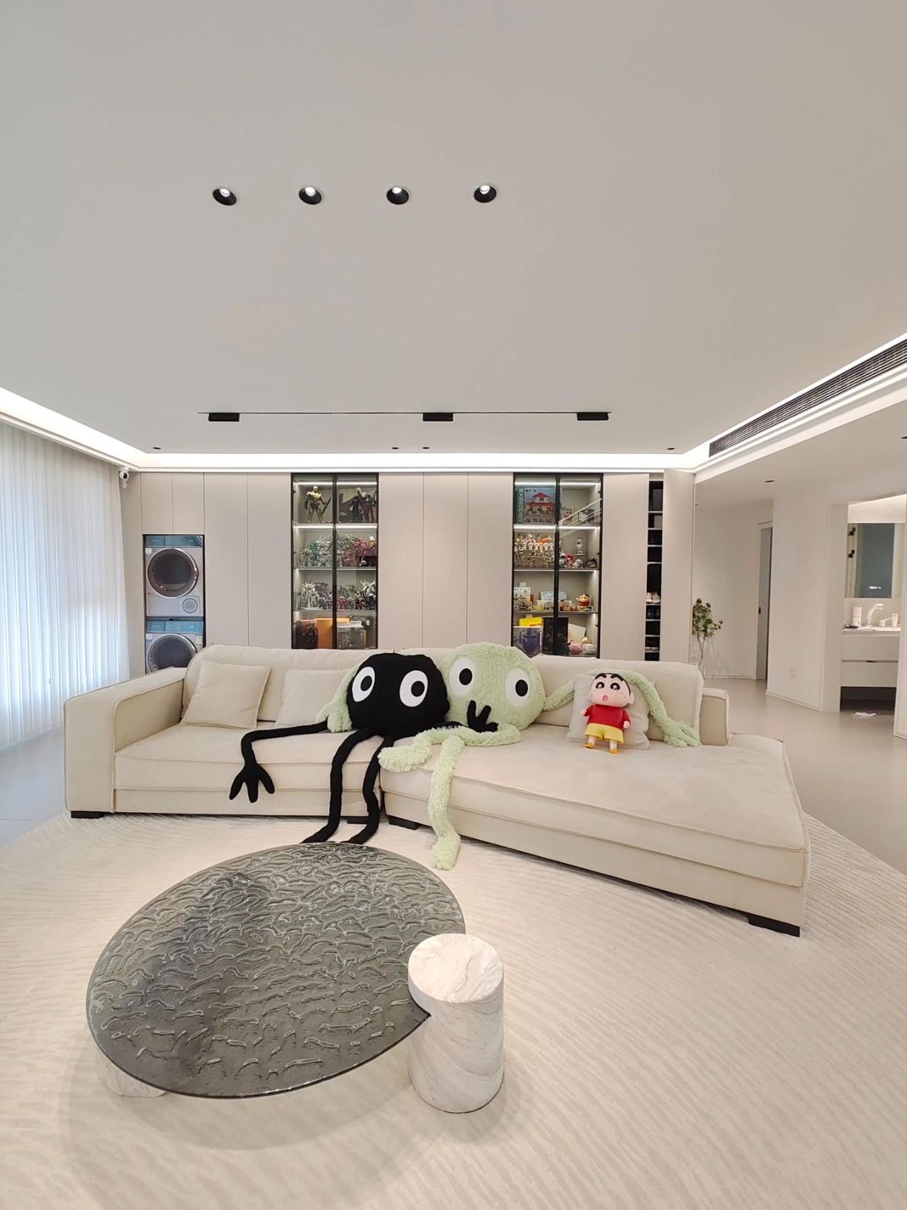 30岁，不妥协没将就，把房子装成了心目中的极简风小家。