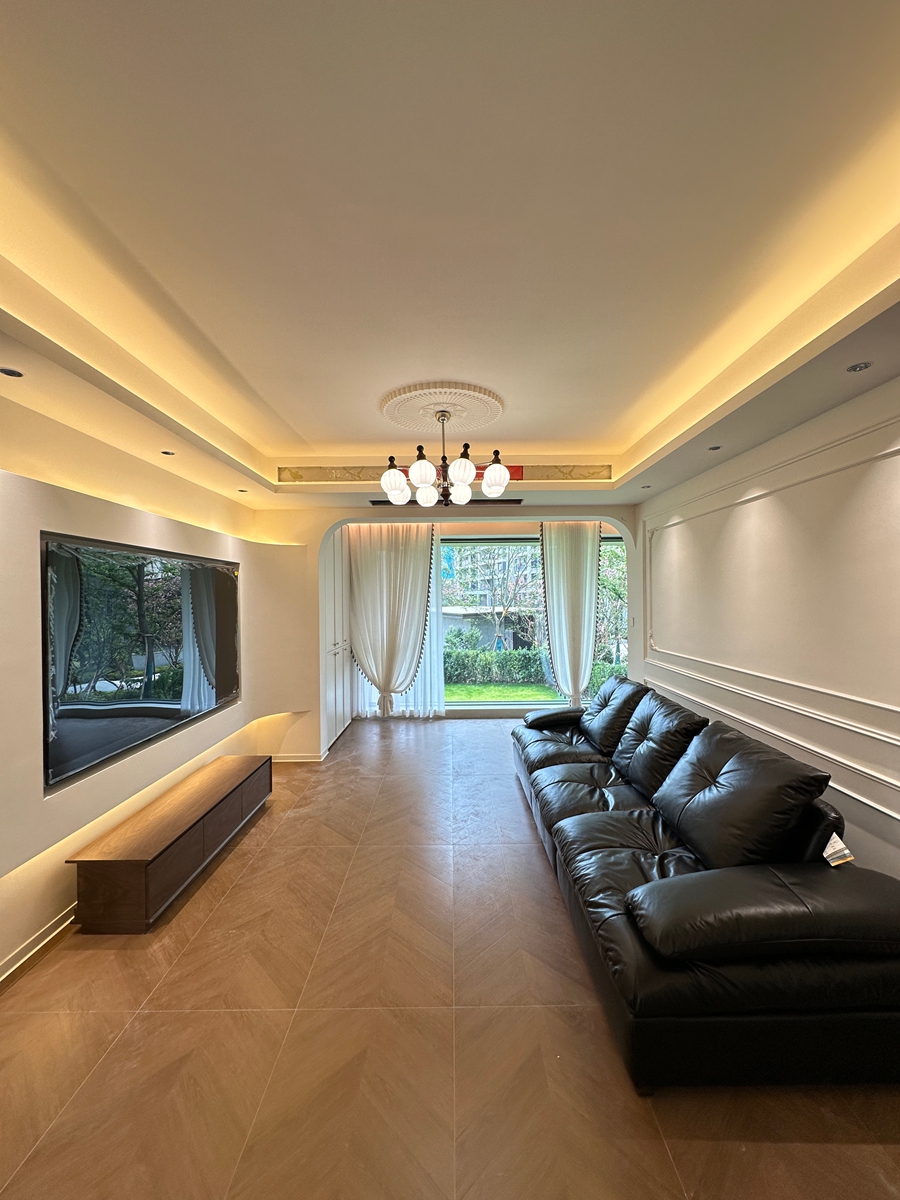 不愧是法式，装完就在小区出名了