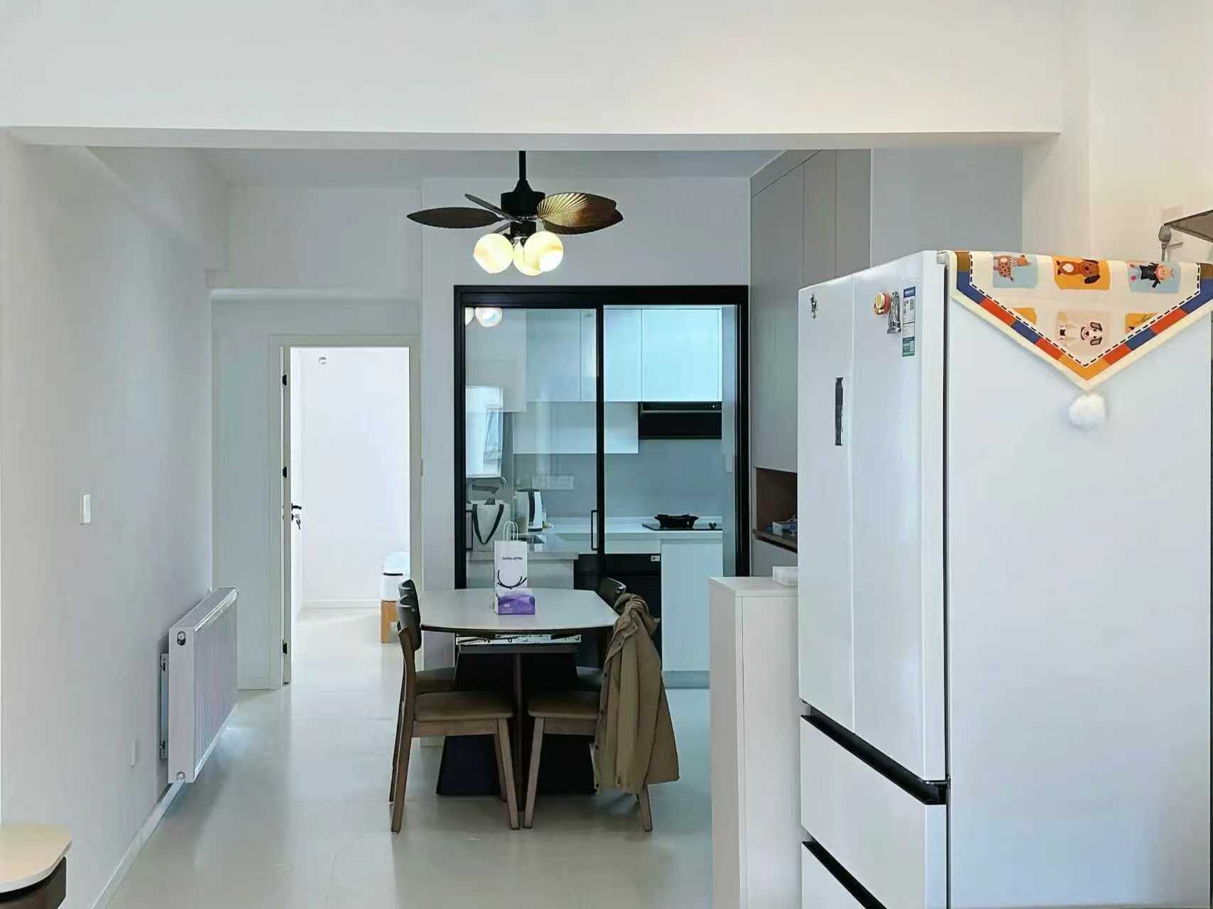 8w改造拒绝复杂！奶油风极简客厅太好宅了